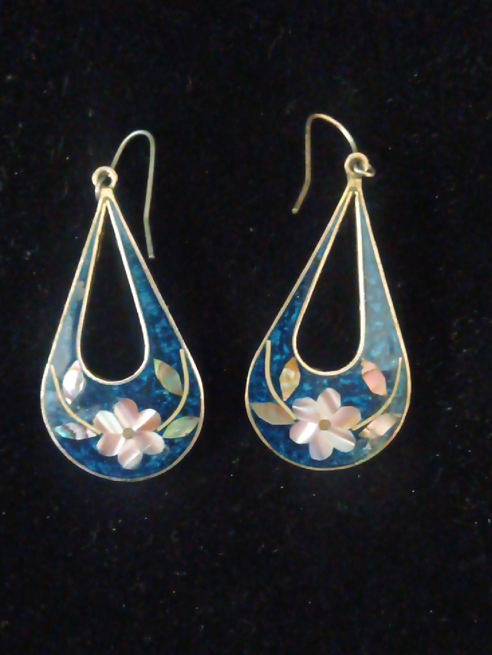 Vintage Mexican Artisan Handcrafted Blue Floral Abalone Earrings - Picture 3 of 3